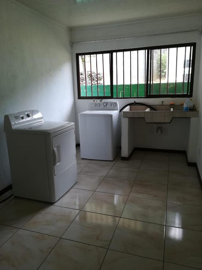 Apartamento Lopez Y Azofeifa Portete Εξωτερικό φωτογραφία